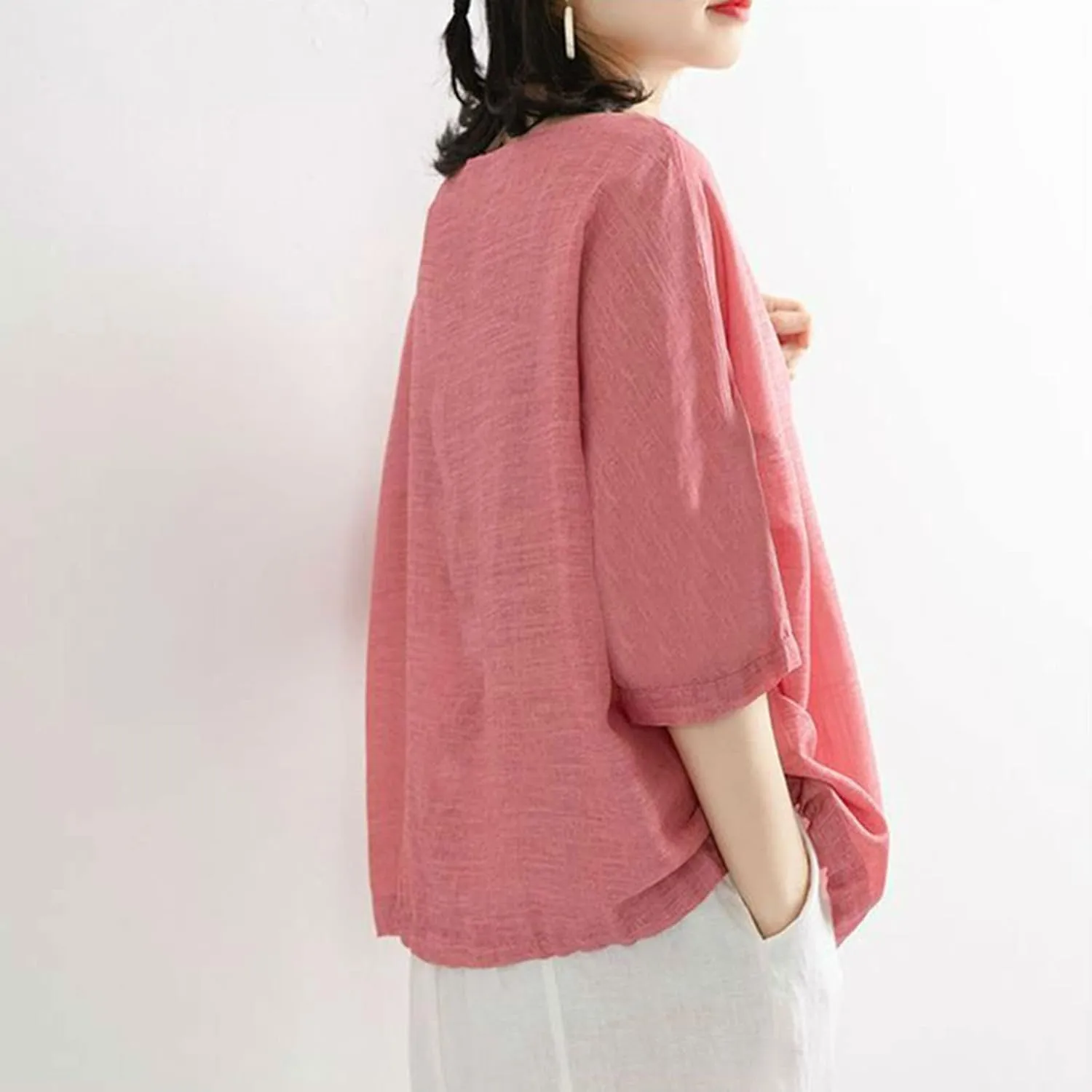 2025 Women Summer Oversize Cotton Linen Tops Trendy Casual Beach Shirts 3/4 Sleeve V Neck Loose Tunic Top Basic Tees