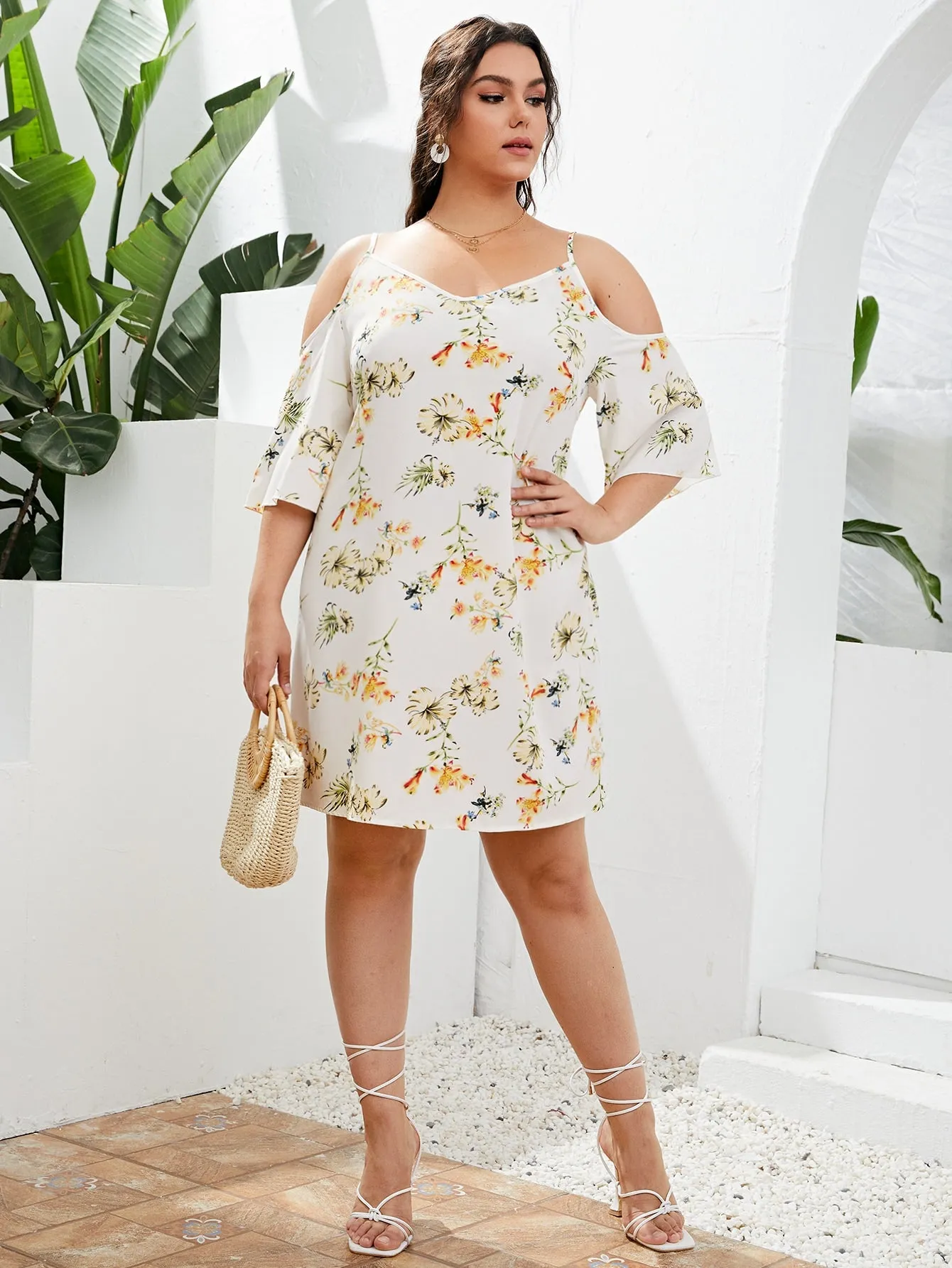 Boho Floral Cut Out Half Sleeve Cold Shoulder Straight Natural Short Plus Size Dress