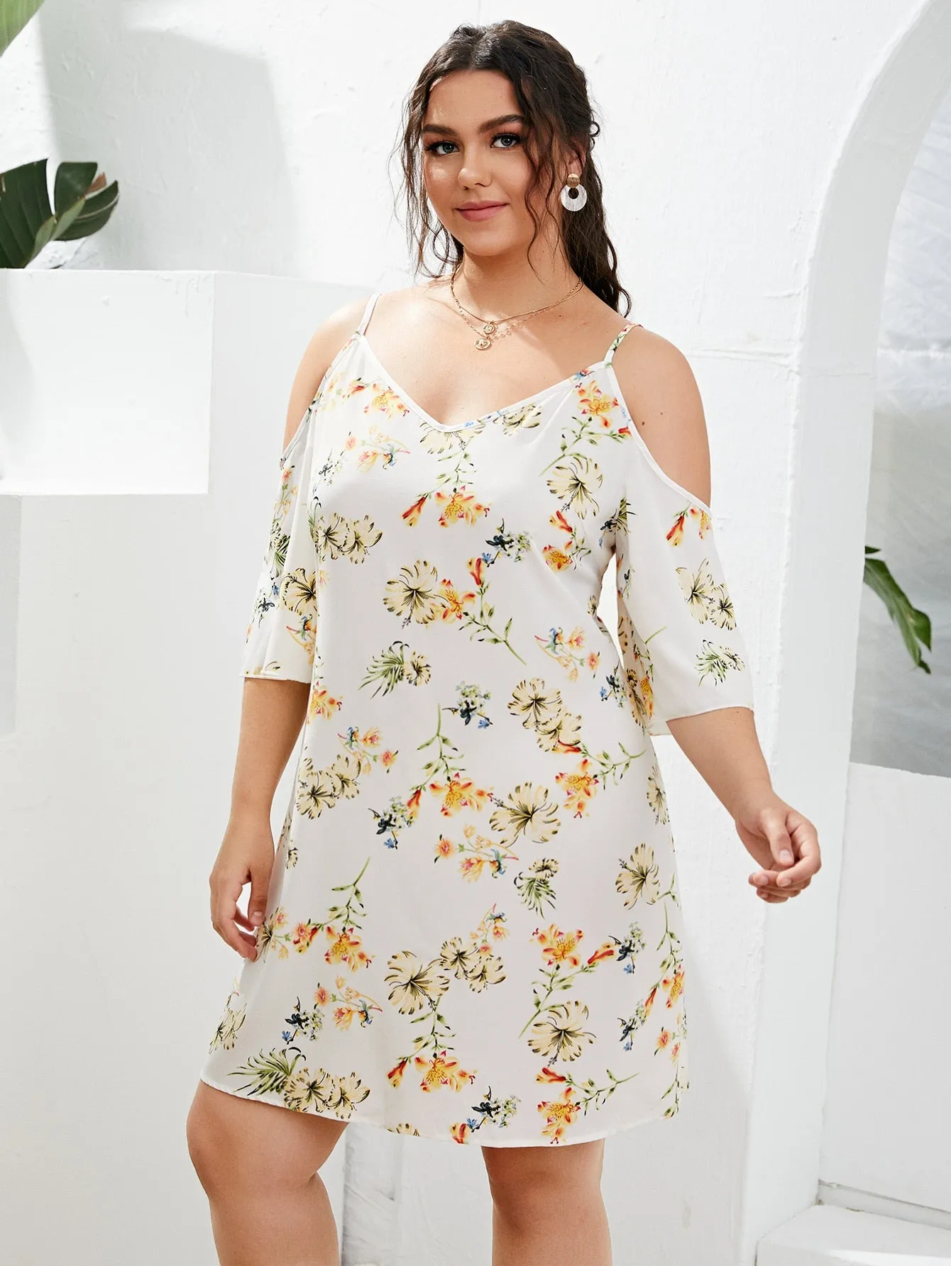 Boho Floral Cut Out Half Sleeve Cold Shoulder Straight Natural Short Plus Size Dress