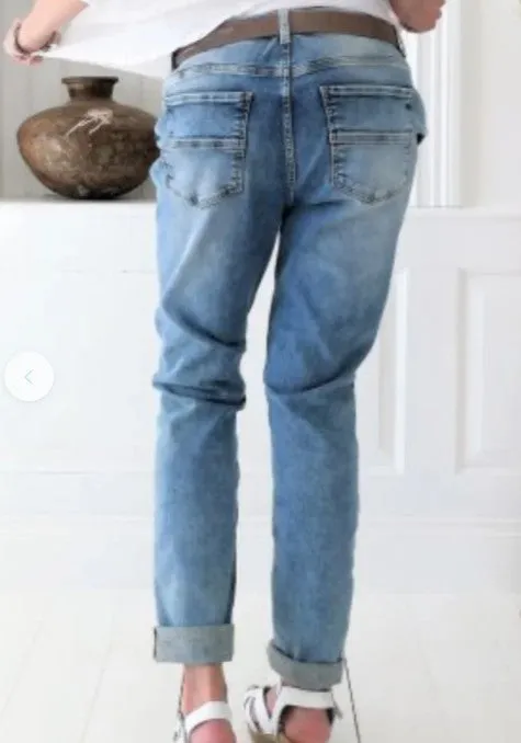Classic Beaded Button Design Straight-leg Denim Jeans