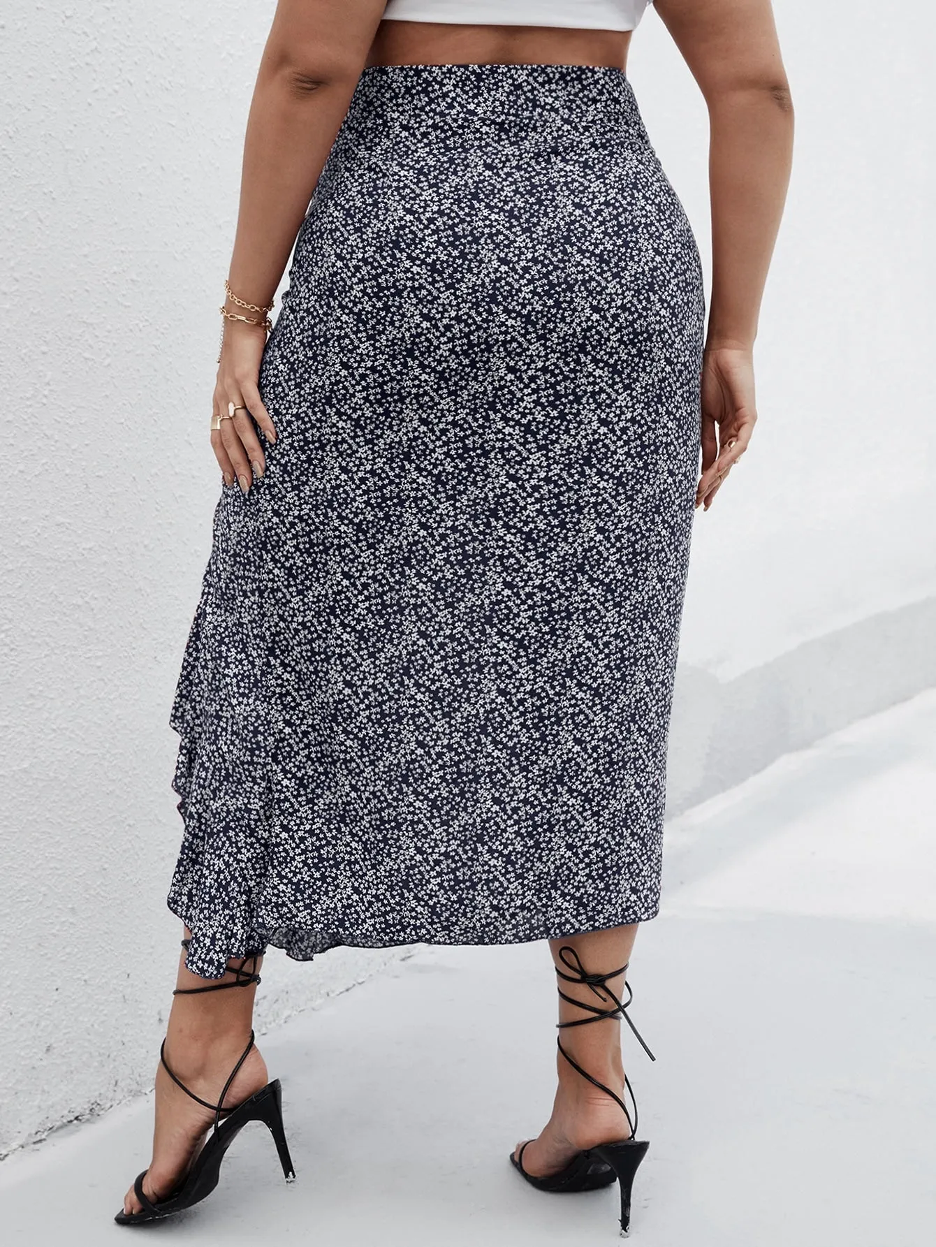 Ditsy Floral Split Thigh Long Plus Size Skirt