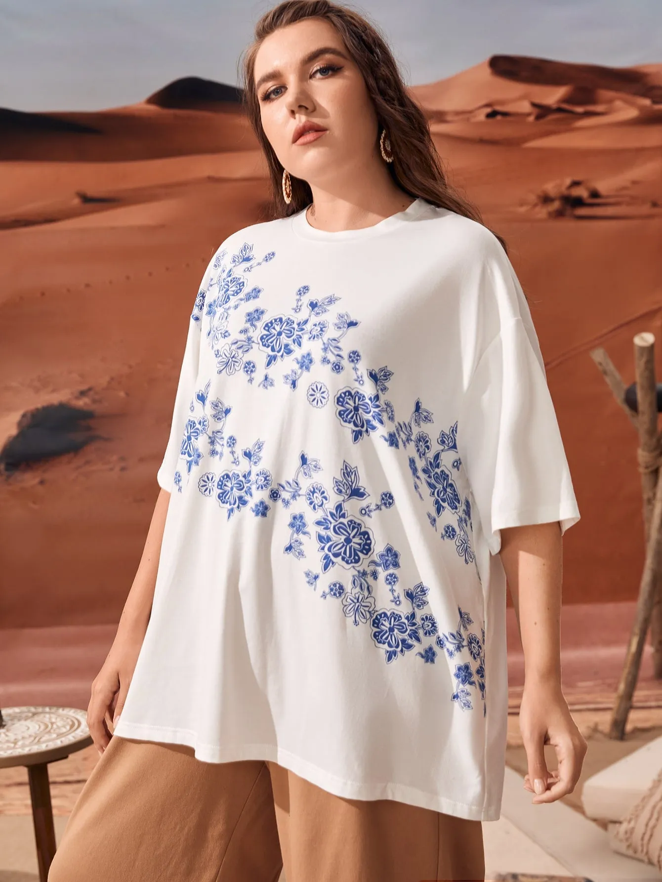 Floral Short Sleeve Round Neck Regular Plus Size T-Shirt