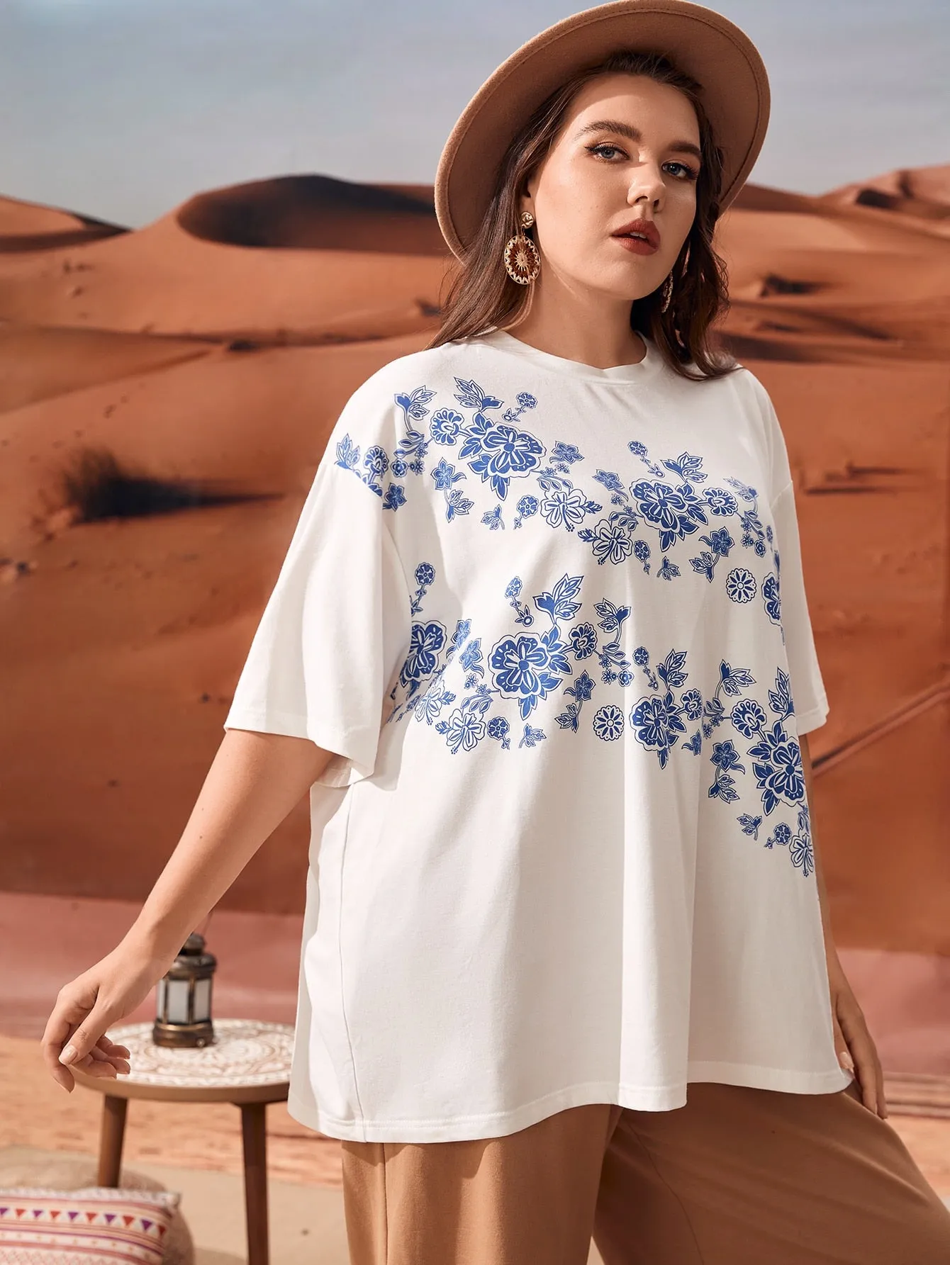 Floral Short Sleeve Round Neck Regular Plus Size T-Shirt