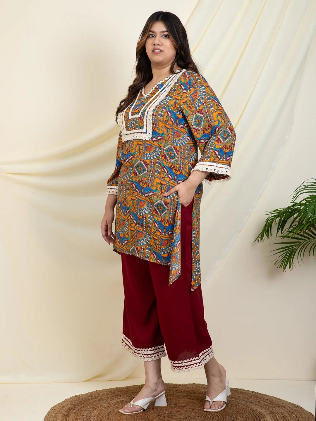 Geometrical Printed Kurta With Palazzo Women Plus SIze Co-Ord Set