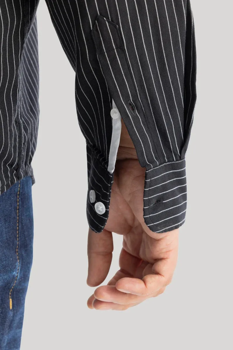 Lining Black Stripes Plus Size Shirts