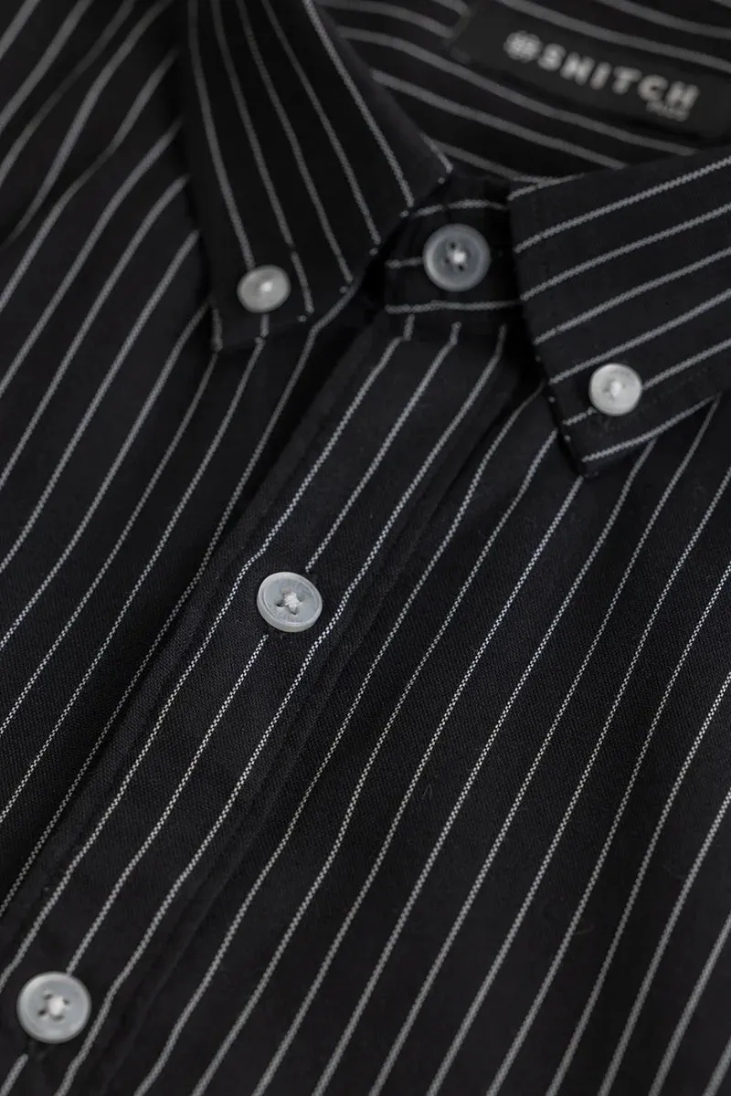 Lining Black Stripes Plus Size Shirts