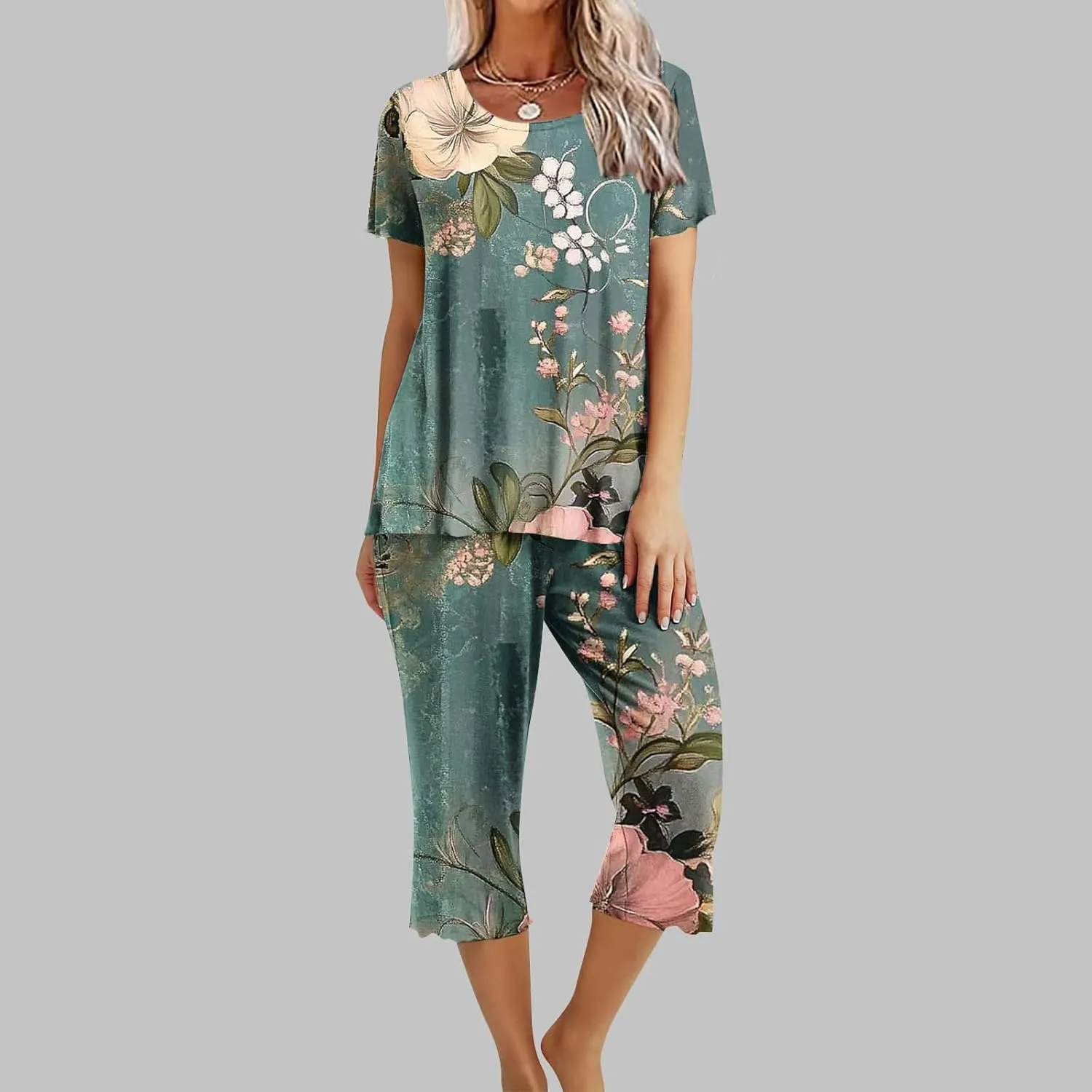 Lounge Sets for Women Beach Graphic Print Outfit Short Sleeve Crewneck Tops and Crop Pants Summer Suits Loungewear