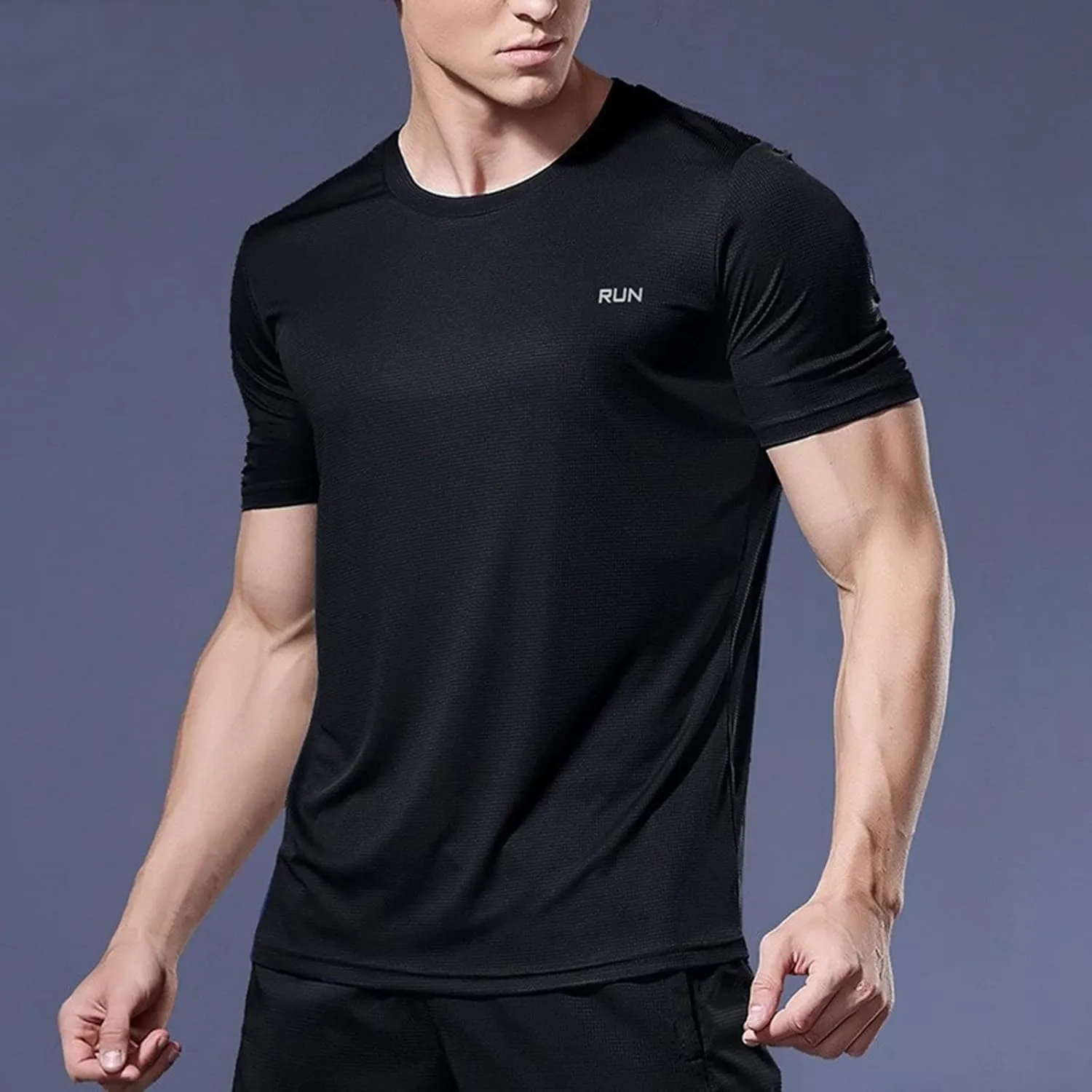 Men's Summer Ice Silk Tops Short Sleeve 2025 Workout Loose Fit Tee Shirts Trendy Plus Size Casual Cute Loose Fitting