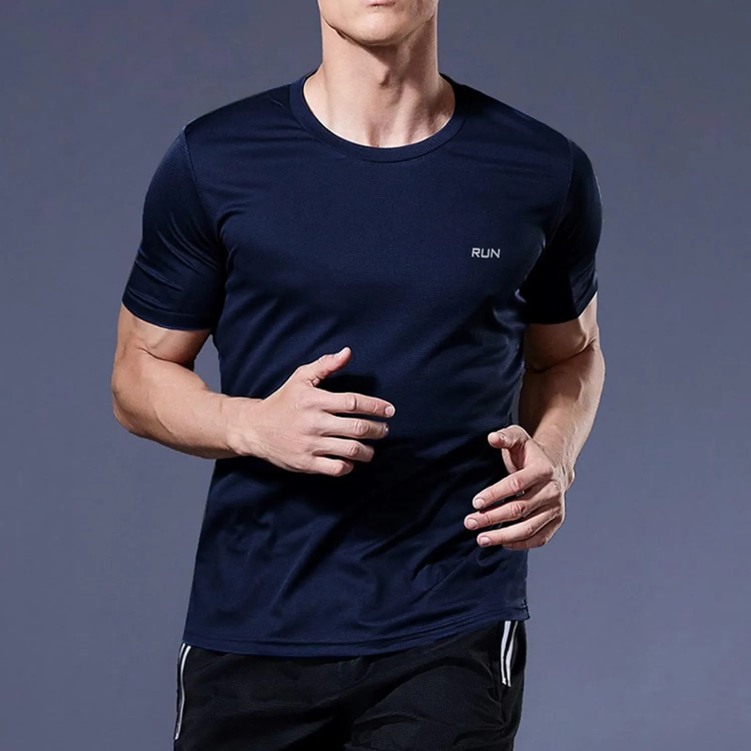 Men's Summer Ice Silk Tops Short Sleeve 2025 Workout Loose Fit Tee Shirts Trendy Plus Size Casual Cute Loose Fitting