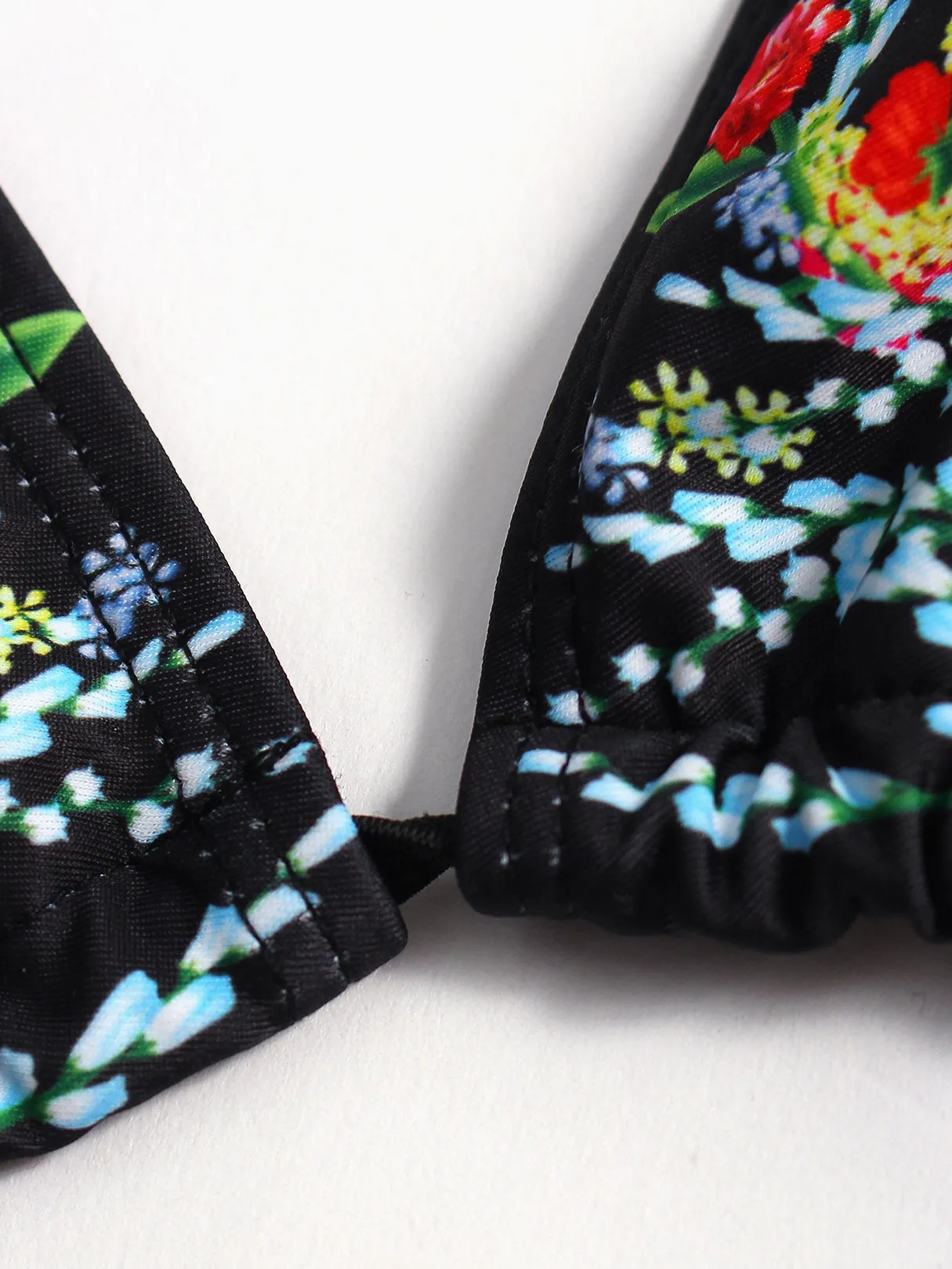 OEM ODM V-Neck Floral Print Embroidered Sleeveless Black Plus Size Swimwear