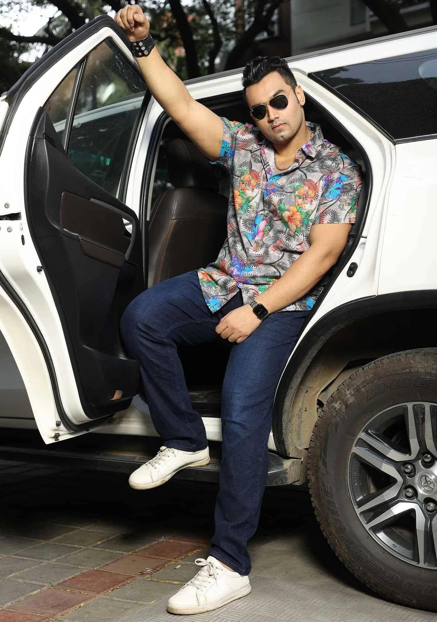 Paisley Floral Print Party Wear Half Shirt Men's Plus Size