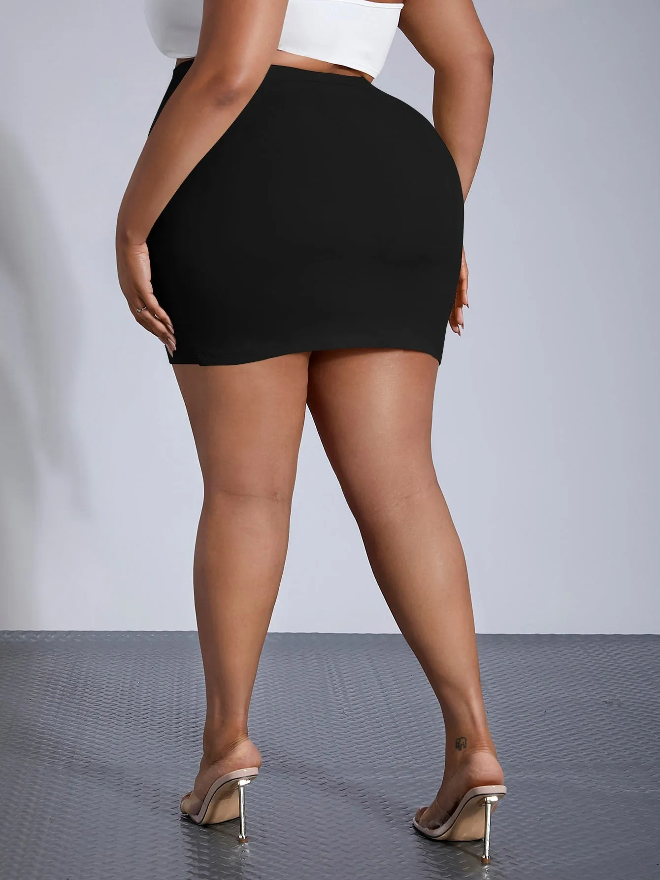 Plain Mini Plus Size Skirt