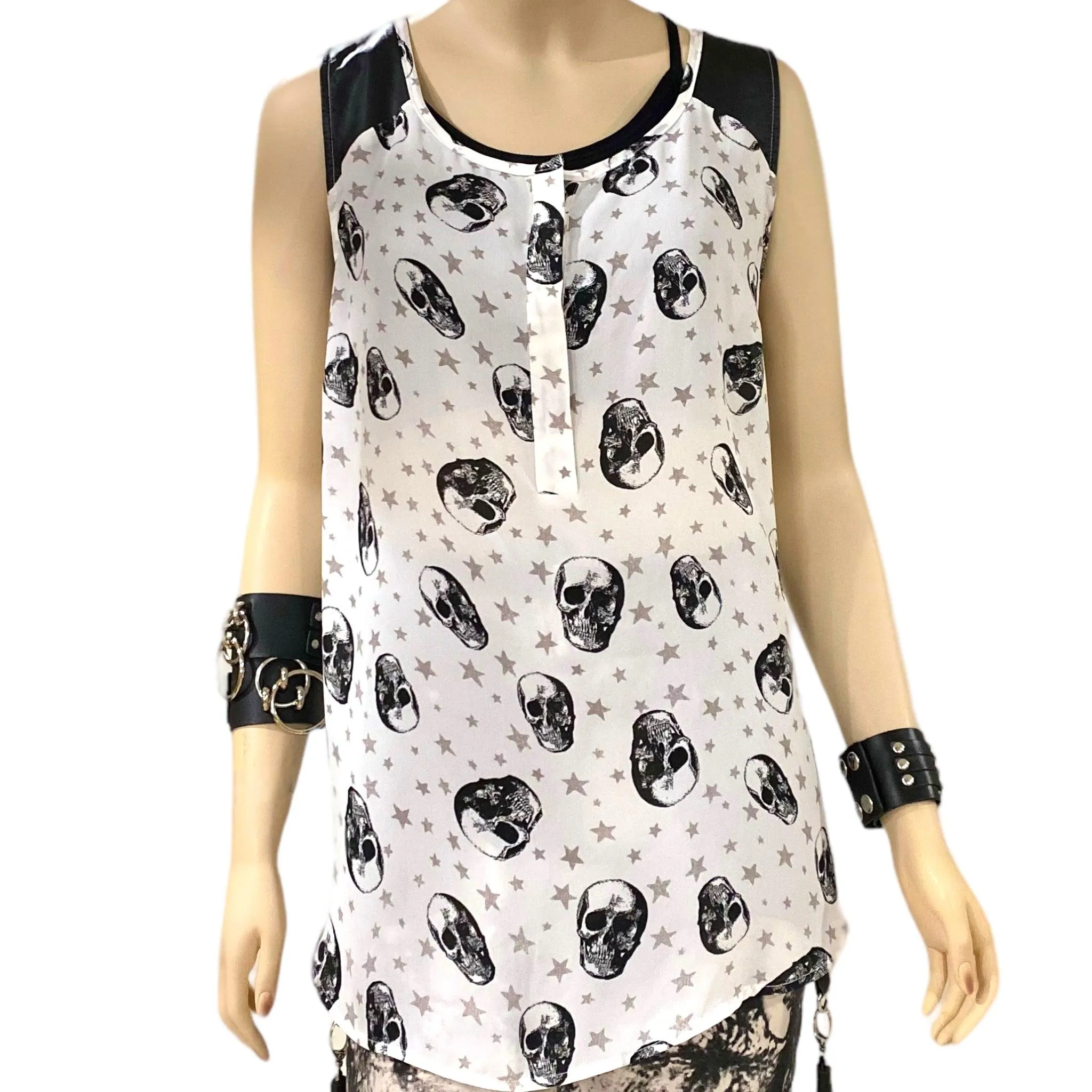 Plus Graphic Stars Black Skulls Tank Top