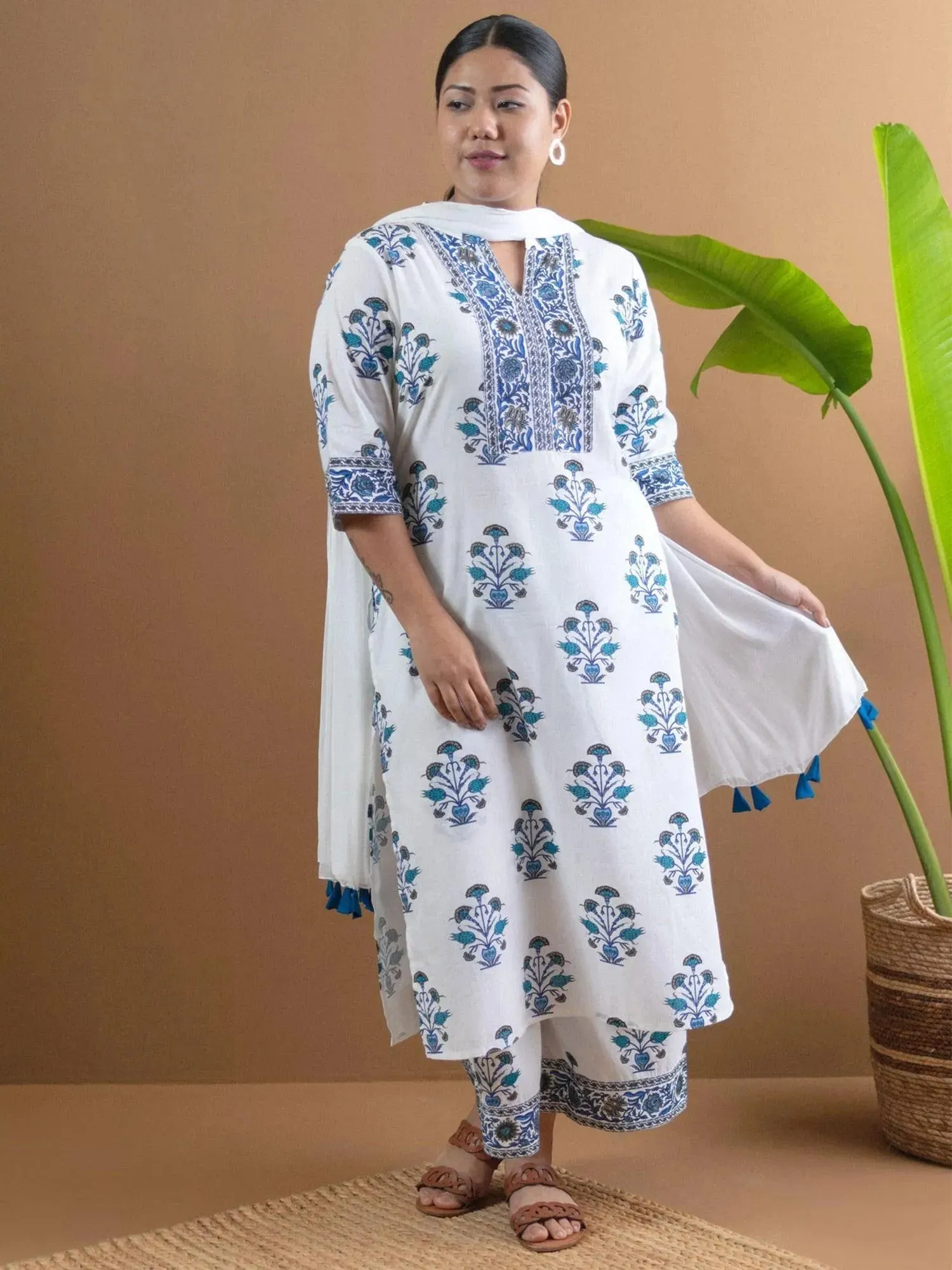 Plus Size Off-White Printed Cotton Straight Kurta With Palazzos & Dupatta