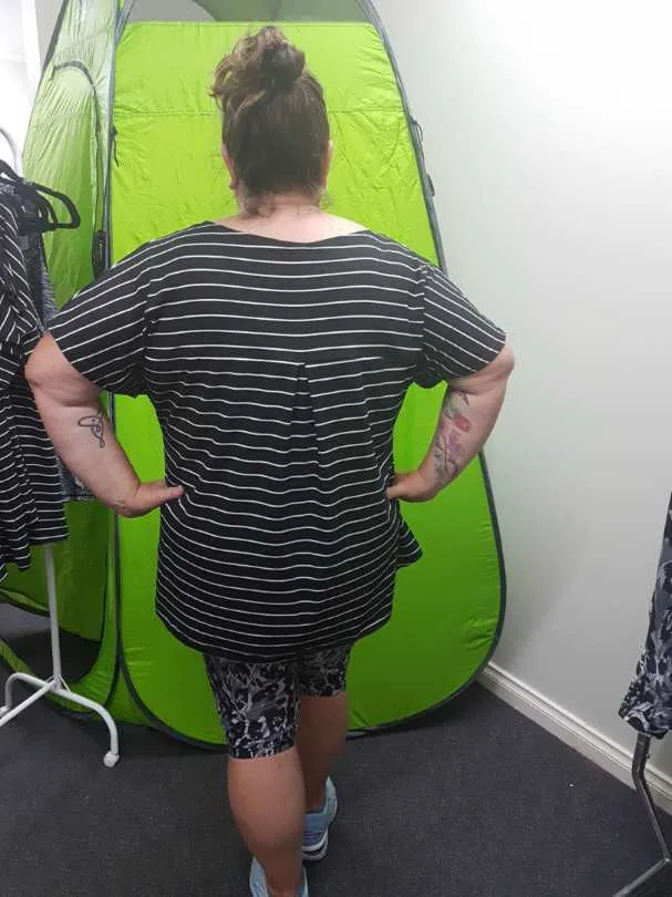 T-shirt black and white stripe