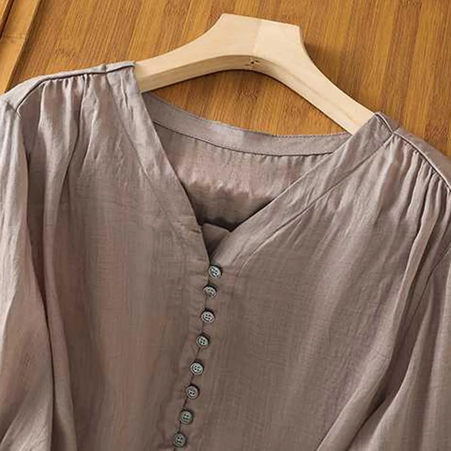 Womens Cute Cotton Linen Shirts Summer Cotton 3/4 Sleeve Tops Button Down V Neck Short Tees Casual Vacation Blouse