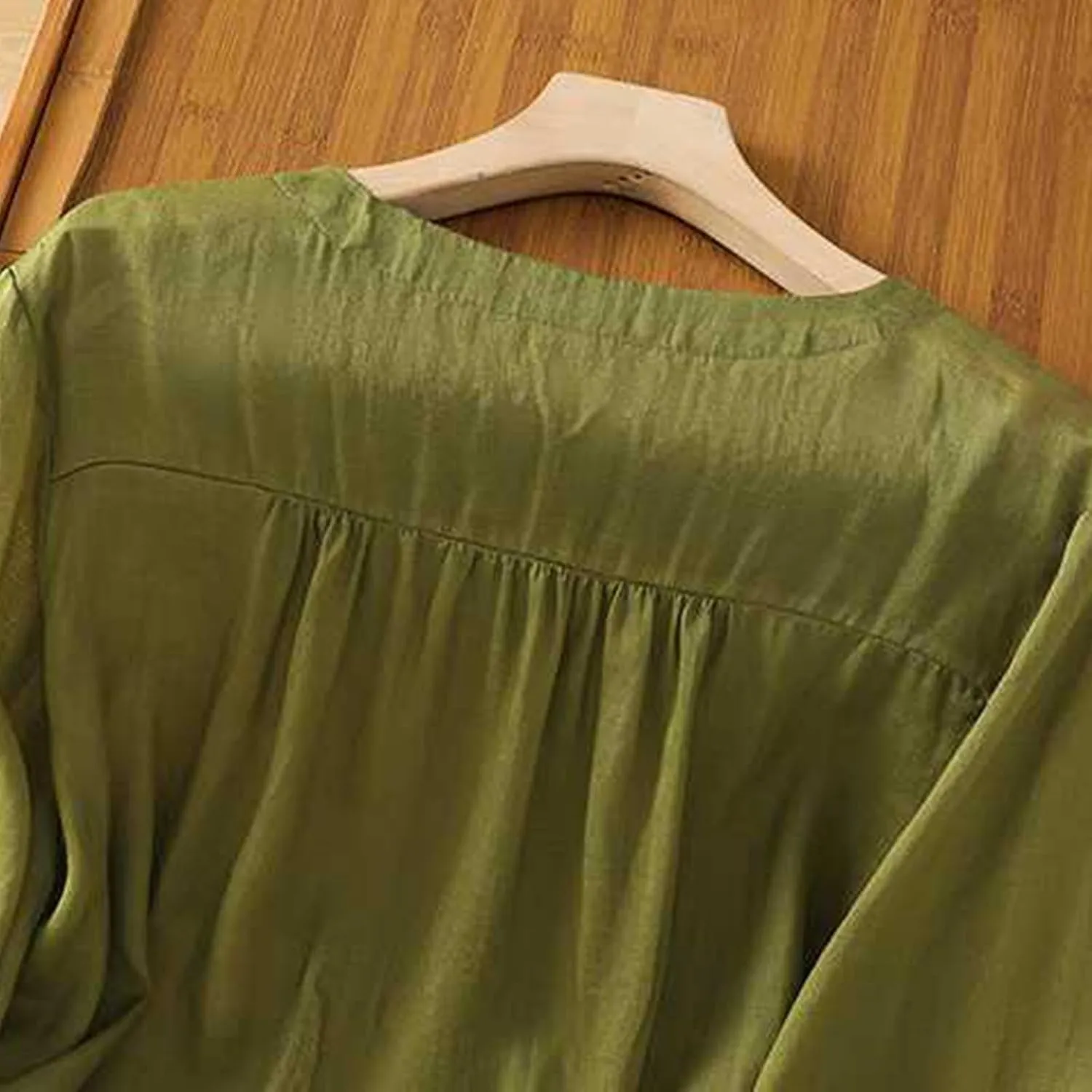 Womens Cute Cotton Linen Shirts Summer Cotton 3/4 Sleeve Tops Button Down V Neck Short Tees Casual Vacation Blouse
